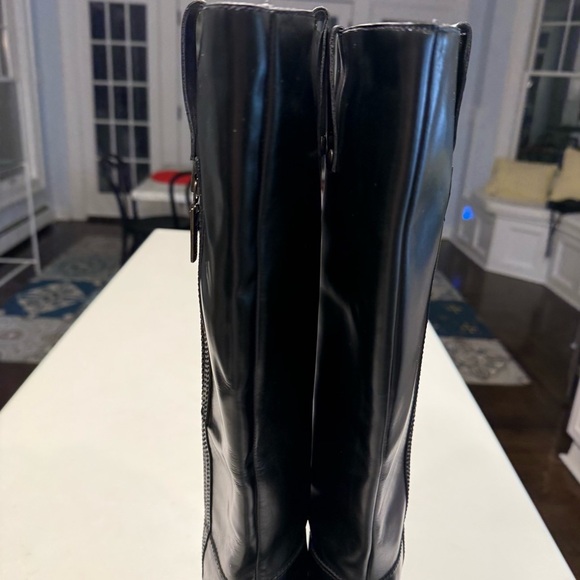 Michael Kors Black Leather Riding Style Boots EUC Worn Once Size 7.5 - Picture 8 of 16